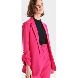 Marynarka - Różowy. Marynarki i żakiety marki Cropp. W wyprzedaży za 79,99 zł.