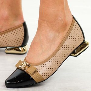 Czarne ażurowe baleriny damskie Potocki 12556. Czarne czółenka POTOCKI, z aplikacjami, z jeansu, bez obcasa, na obcasie, bez zapięcia. Za 179,00 zł.