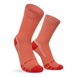 Skarpetki gravel Kolarstwo Siroko GS1 Tile. Czerwone skarpetki SIROKO, bez wzorów, z tkaniny. Za 71,00 zł.