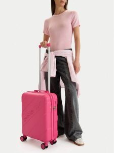Reebok Walizka kabinowa CEO-RBK-029-S Różowy. Czerwone walizki Reebok, bez wzorów. Za 279,99 zł.