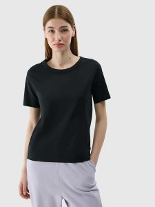 4F Koszulka w kolorze czarnym rozmiar: M. Czarne bluzki 4f, m, bez wzorów, z bawełny, bez kołnierzyka, bez ramiączek. Za 35,35 zł.