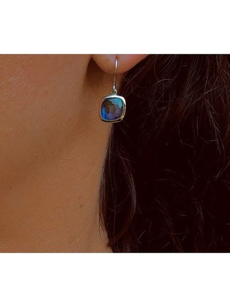 Les Petites Précieuses Srebrne kolczyki z kwarcem rozmiar: onesize. Niebieskie kolczyki Les Petites Précieuses, z kwarcem, srebrne. Za 152,99 zł.