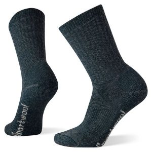 Skarpety Trekkingowe Damskie Smartwool Hike Classic Full Cushion Solid Crew. Niebieskie skarpetki Smartwool, bez wzorów, z wełny. Za 93,99 zł.