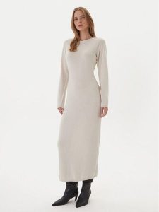 Kontatto Sukienka dzianinowa 3M0964C Écru Slim Fit. Kombinezony Kontatto, m, bez wzorów, z dzianiny, bez kołnierzyka, bez ramiączek. Za 329,99 zł.