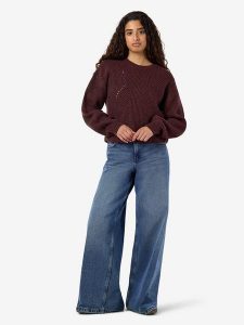 Noisy may Sweter "Bailey" w kolorze brązowym rozmiar: M. Brązowe swetry oversize Noisy may, m, bez wzorów, bez ramiączek. Za 149,95 zł.
