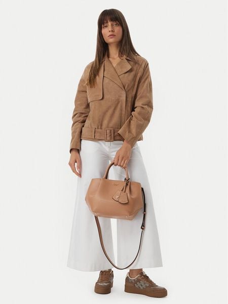 Guess Torebka Amorette HWBG78 98060 Beżowy ciemny. Brązowe kuferki Guess, z aplikacjami, ze skóry, bez dodatków. Za 577,99 zł.