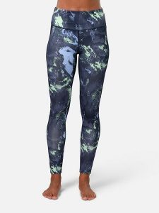 KARI TRAA Legginsy sportowe "Fierce" w kolorze czarno-granatowym rozmiar: S. Czarne legginsy sportowe Kari Traa, s, bez wzorów, z podwyższonym stanem, outdoorowe. Za 131,74 zł.
