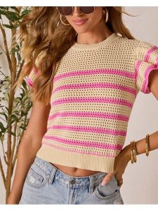 Milan Kiss Sweter w kolorze beżowo-jasnoróżowym rozmiar: S. Brązowe swetry oversize Milan Kiss, s, bez wzorów, ze splotem, bez ramiączek. Za 178,15 zł.
