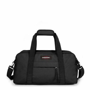 Torba podróżna Eastpak Compact Plus. Czarne torby podróżne i sportowe Eastpak, bez wzorów, z materiału. Za 259,00 zł.