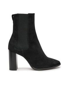 Calvin Klein Botki HW0HW02192 Czarny. Czarne botki Calvin Klein, bez wzorów, ze skóry, bez obcasa, na słupku, bez zapięcia. Za 469,99 zł.