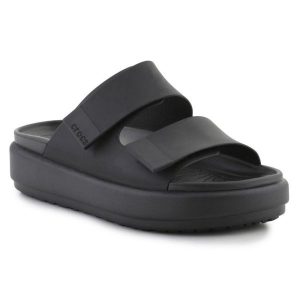 Klapki Crocs Brooklyn Luxe Sandal W 209586-060 czarne. Czarne klapki bez wzorów, z materiału, bez obcasa. Za 490,22 zł.