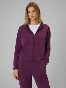 4F Bluza dresowa regular z kapturem damska - fioletowa M. Fioletowe bluzy 4f, m, bez wzorów, z dresówki, z kapturem. W wyprzedaży za 119,99 zł.