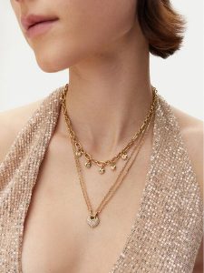 Guess Naszyjnik JUBN05 208JW Złoty. Żółte naszyjniki Guess, metalowe. Za 369,99 zł.