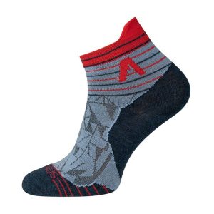 Skarpety merino Alpinus Kuldiga Low. Czerwone skarpetki ALPINUS, bez wzorów, z wełny. Za 49,00 zł.