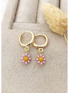 Nakkash Pozłacane kolczyki-kreole rozmiar: onesize. Zielone kolczyki Nakkash, pozłacane. Za 30,99 zł.