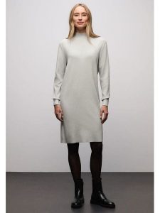 Street One Sukienka w kolorze jasnoszarym rozmiar: 40. Szare sukienki Street One, na co dzień, bez wzorów, street, bez kołnierzyka, bez ramiączek, midi, proste. Za 191,42 zł.