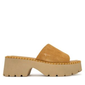 Klapki Tamaris. Brązowe klapki Tamaris, bez wzorów, bez obcasa. Za 329,99 zł.