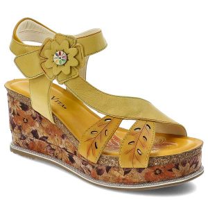 Żółte Sandały Laura Vita Eleganckie Obuwie Damskie. Żółte sandały LAURA VITA, bez wzorów, z materiału, bez obcasa, na koturnie, bez zapięcia. Za 329,00 zł.