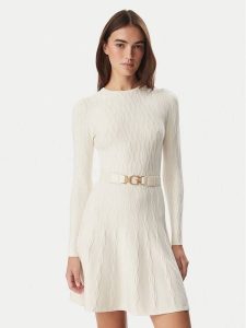 Guess Sukienka dzianinowa W6BK64 Z1569 Kremowy Regular Fit. Białe sukienki Guess, s, z aplikacjami, z dzianiny, bez kołnierzyka, bez ramiączek. Za 614,99 zł.