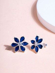 Heliophilia Srebrne kolczyki-wkrętki z cyrkoniami rozmiar: onesize. Niebieskie kolczyki Heliophilia, z cyrkonią, srebrne. Za 100,99 zł.