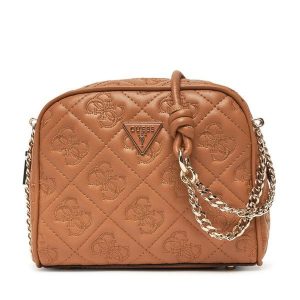 Torebka Guess. Brązowe listonoszki Guess, z aplikacjami, bez dodatków. Za 419,99 zł.