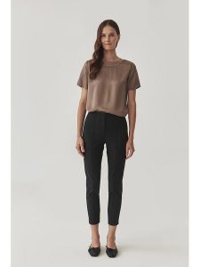 TATUUM Spodnie w kolorze czarnym rozmiar: 36. Czarne rurki Tatuum, bez wzorów, z materiału, z podwyższonym stanem. Za 149,31 zł.