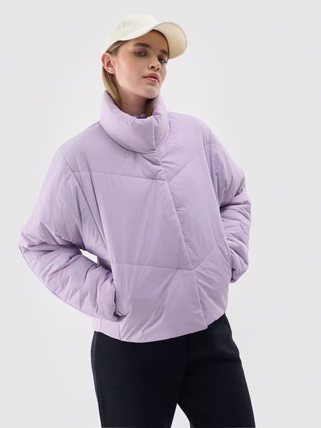 4F Kurtka puchowa w kolorze fioletowym rozmiar: M. Różowe kurtki 4f, m, bez wzorów, z puchu, bez kaptura. Za 157,35 zł.