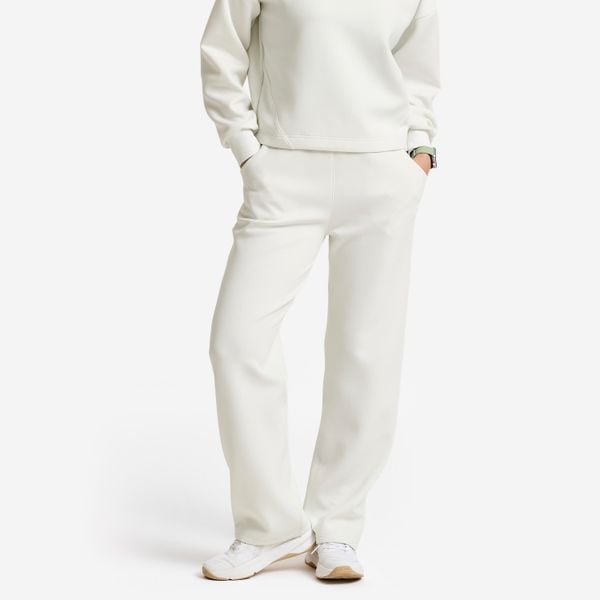 Spodnie dresowe damskie Gym & Pilates. Białe spodnie dresowe DECATHLON, xl, bez wzorów, z dresówki. Za 119,99 zł.