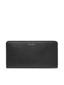Calvin Klein Portfel Foil Logo Passport Longfold LV04F1205G Czarny. Czarne portfele Calvin Klein, bez wzorów, ze skóry. Za 289,99 zł.