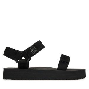 Sandały Armani Exchange. Czarne sandały Armani Exchange, bez wzorów, bez obcasa, na płaskiej podeszwie, bez zapięcia. Za 359,99 zł.