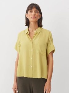 Someday. Koszula w kolorze żółtym rozmiar: 40. Żółte koszule someday., bez wzorów, z wiskozy, bez kołnierzyka, bez ramiączek. Za 165,99 zł.