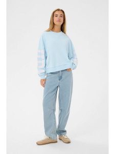 Kaffe Bluza w kolorze błękitnym rozmiar: M. Niebieskie bluzy Kaffe, m, bez wzorów, bez kaptura. Za 165,99 zł.