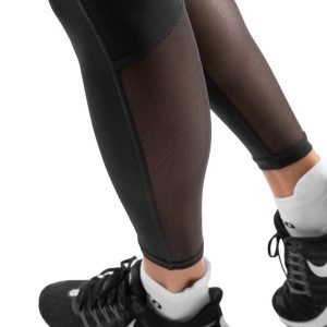 Damskie legginsy do biegania Fitness Siroko Fighter. Czarne legginsy SIROKO, bez wzorów, z materiału. Za 127,00 zł.