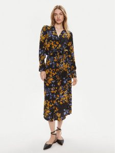 Kaffe Sukienka koszulowa 10503838 Czarny Regular Fit. Czarne kombinezony Kaffe, bez wzorów, z wiskozy, bez kołnierzyka, bez ramiączek. Za 379,99 zł.