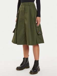 Alpha Industries Spódnica trapezowa 148069 Zielony Regular Fit. Zielone spódnice Alpha Industries, l, bez wzorów, z syntetyku. Za 299,99 zł.