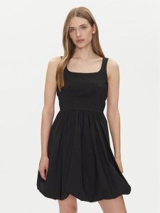 JDY Sukienka letnia Mio 15350930 Czarny Regular Fit. Czarne kombinezony JDY, na lato, m, bez wzorów, z bawełny, bez kołnierzyka, bez ramiączek. Za 119,99 zł.