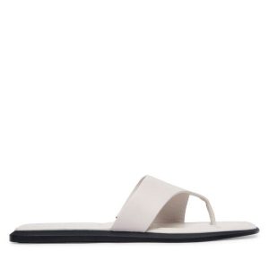 Japonki Calvin Klein. Białe klapki Calvin Klein, bez wzorów, bez obcasa. Za 449,99 zł.