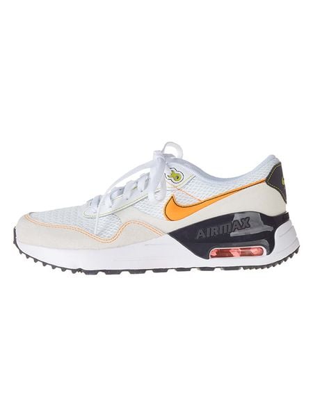 Nike Sneakersy "Air Max SYSTM GS" w kolorze kremowym rozmiar: 39. Brązowe trampki Nike, bez wzorów, bez zapięcia. Za 292,20 zł.