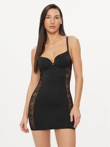 Selmark Koszula nocna Penelope 31095C Czarny Slim Fit. Czarne koszule nocne Selmark, bez wzorów, z syntetyku, bez ramiączek. Za 299,99 zł.