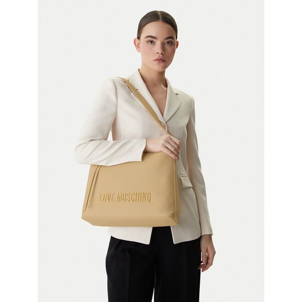 Torebka LOVE MOSCHINO. Brązowe torebki klasyczne LOVE MOSCHINO, bez wzorów, bez dodatków. Za 607,99 zł.