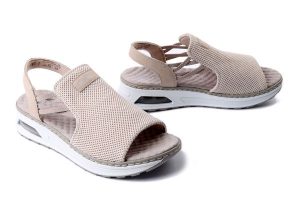 RIEKER 65661-60 beige, sandały damskie. Brązowe sandały Rieker, bez wzorów, bez obcasa, bez zapięcia. Za 263,92 zł.