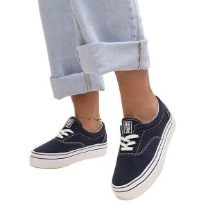 Granatowe tenisówki Big Star LL274233 niebieskie. Niebieskie trampki bez wzorów, z tkaniny, bez zapięcia. Za 148,97 zł.