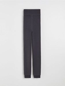 Legginsy z ociepleniem - szary. Szare legginsy Sinsay, bez wzorów. Za 29,99 zł.