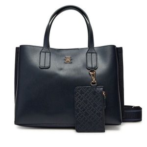 Torebka Tommy Hilfiger. Niebieskie torebki klasyczne TOMMY HILFIGER, bez wzorów, bez dodatków. Za 439,99 zł.