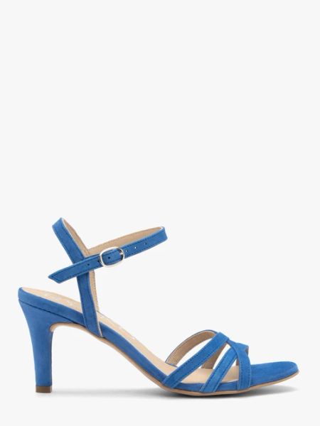 Niebieskie sandały damskie na szpilce. Niebieskie sandały Ryłko, bez wzorów, ze skóry, bez obcasa, na szpilce, bez zapięcia. W wyprzedaży za 279,99 zł.
