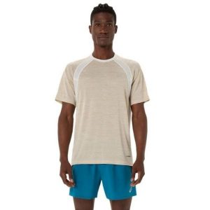Koszulka Asics Road SS Top Crema. Białe topy ASICS, l, bez wzorów, z materiału, bez kołnierzyka, bez ramiączek. Za 191,90 zł.