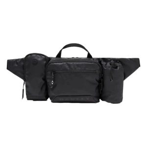 Saszetka Oakley Road Trip Rc Beltbag. Czarne nerki i saszetki Oakley, bez wzorów. Za 305,50 zł.