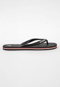 Gwear Japonki - Czarny - EU 38. Czarne klapki GORILLA WEAR, bez wzorów, z gumy, bez obcasa. Za 175,00 zł.