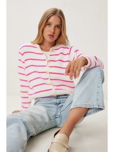 Happiness Istanbul Kardigan w kolorze różowo-białym rozmiar: onesize. Białe kardigany Happiness Istanbul, ze splotem. Za 100,75 zł.