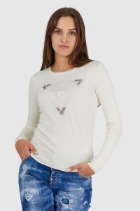GUESS Kremowy sweterek damski z wyszywanym logo. Białe swetry klasyczne Guess, s, prążkowane, bez kołnierzyka. W wyprzedaży za 249,99 zł.